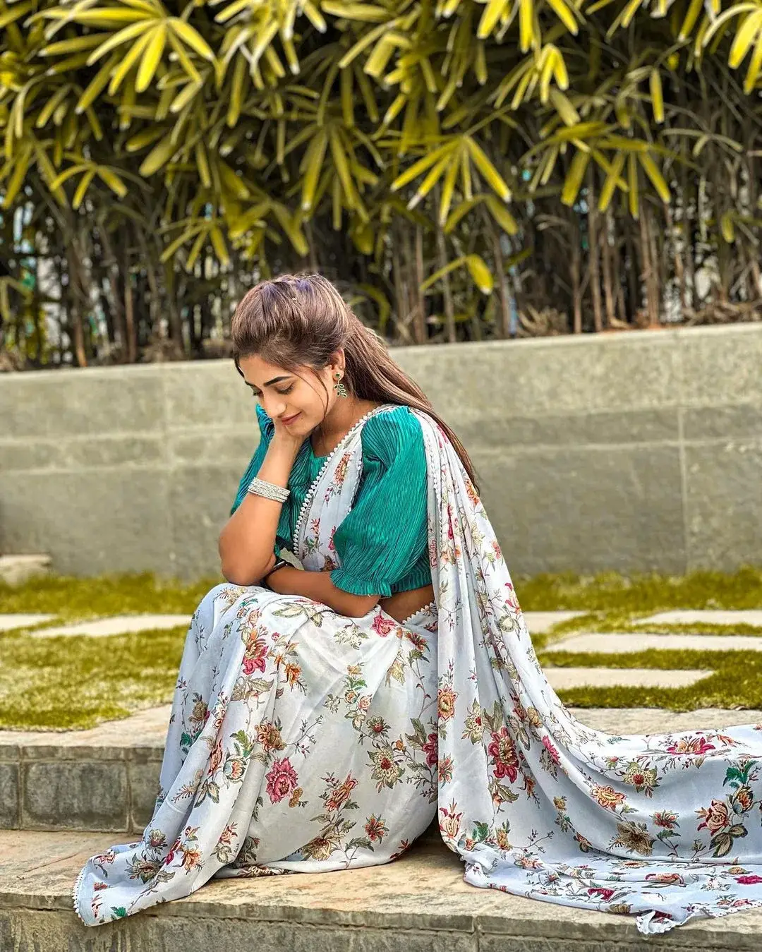 South Indian Actress Nayani Pavani in Traditional Blue Saree